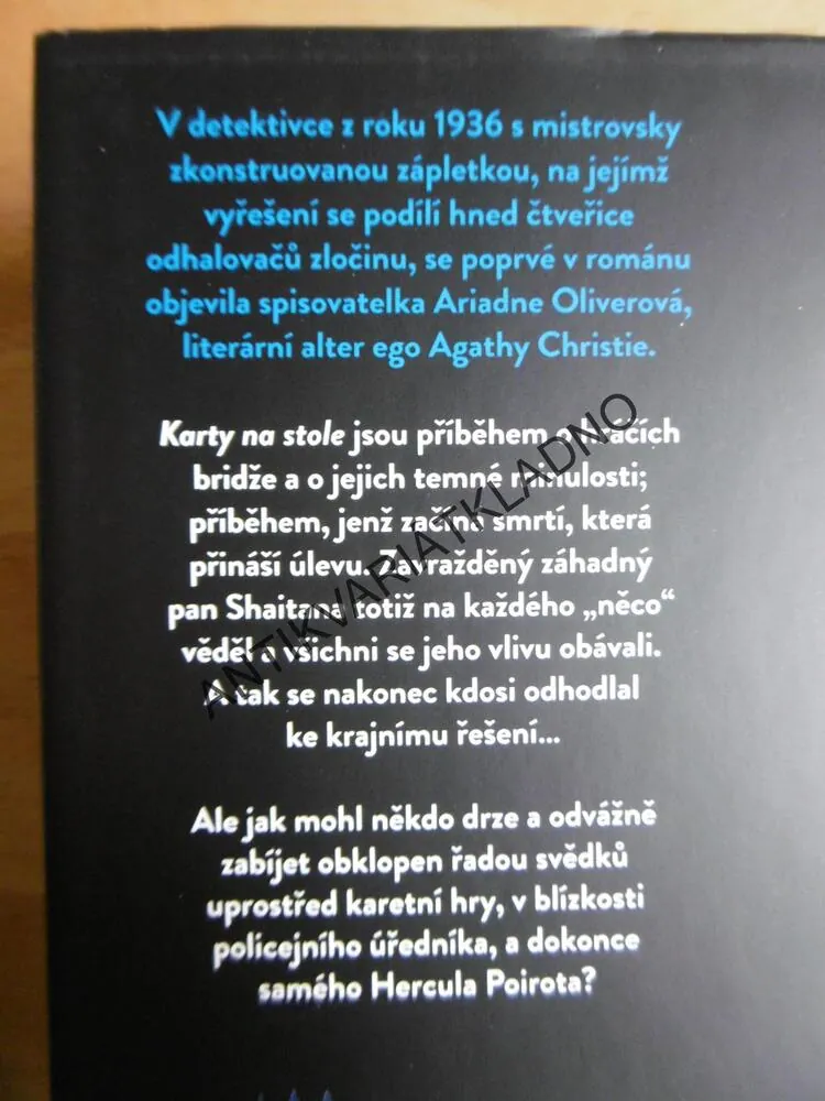 KARTY NA STOLE, AGATHA CHRISTIE, HERCULE POIROT, **an