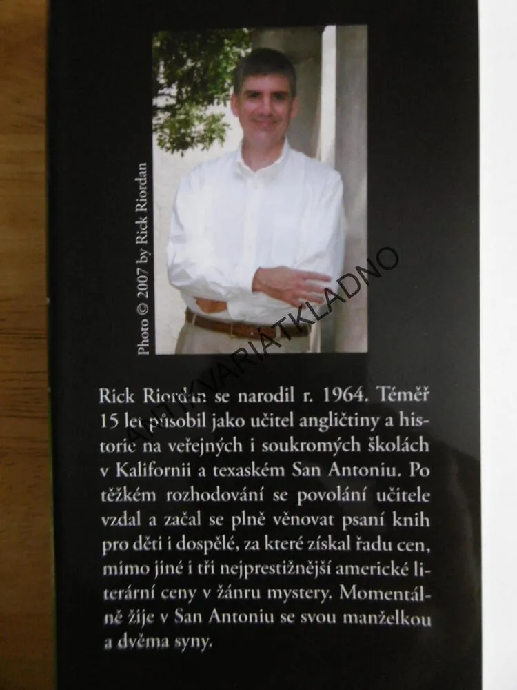 PERCY JACKSON, MOŘE NESTVŮR, RICK RIORDAN,