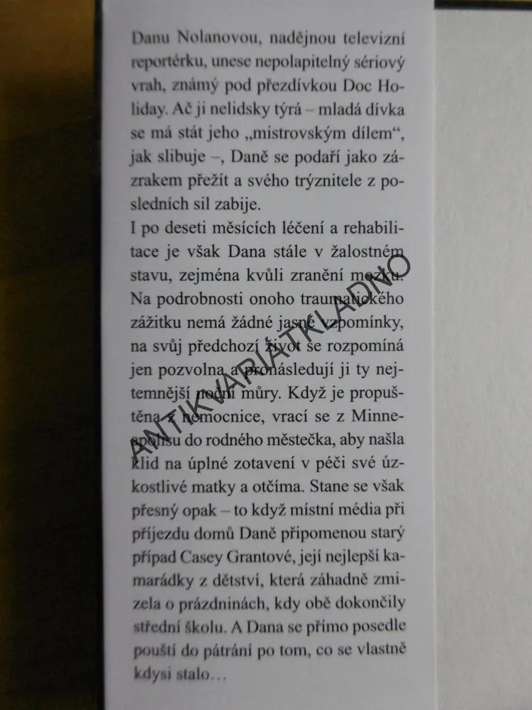 LEDOVÉ SRDCE, TAMI HOAG, **an