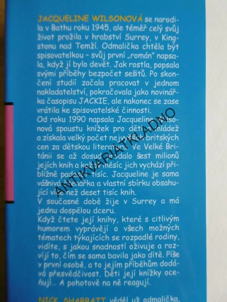 DIVNÝ DÁREK, JACQUELINE WILSONOVÁ, **an
