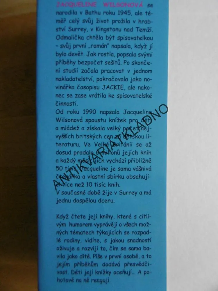 PRVNÍ SLZY, JACQUELINE WILSONOVÁ, **an