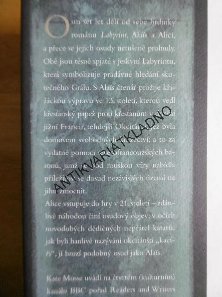 LABYRINT, KATE MOSSE, **an