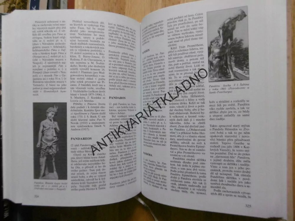 BOHOVÉ A HRDINOVÉ ANTICKÝCH BÁJÍ, VOJTĚCH ZAMAROVSKÝ