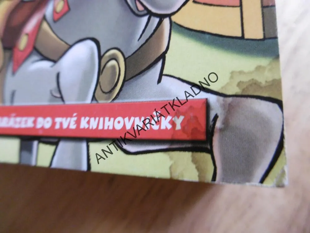 SUPER KOMIKS DISNEY, KAČER DONALD, 256 STRAN, 4/2011