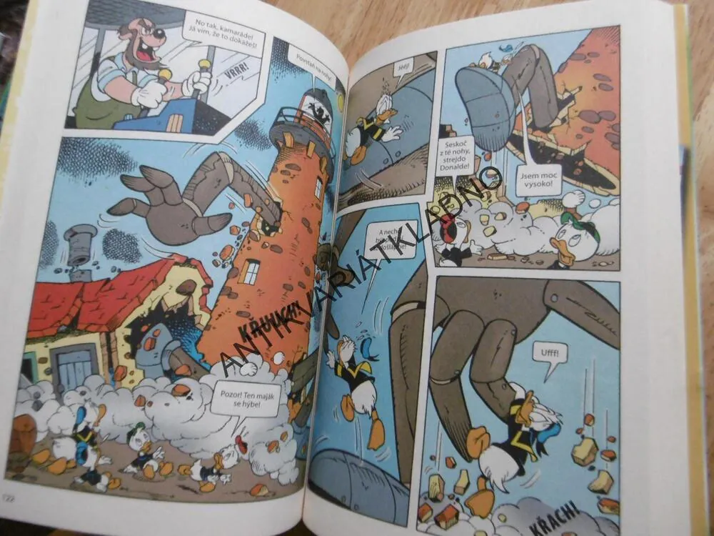 SUPER KOMIKS DISNEY, KAČER DONALD, 256 STRAN, 7/2012