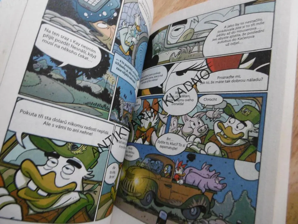 SUPER KOMIKS DISNEY, KAČER DONALD, 256 STRAN, 10/2012