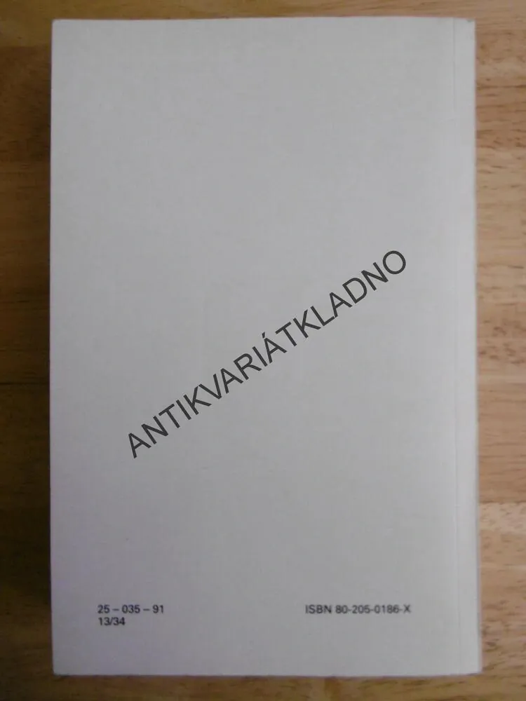ZVĚROLÉKAŘ MEZI NEBEM A ZEMÍ, JAMES HERRIOT, **an