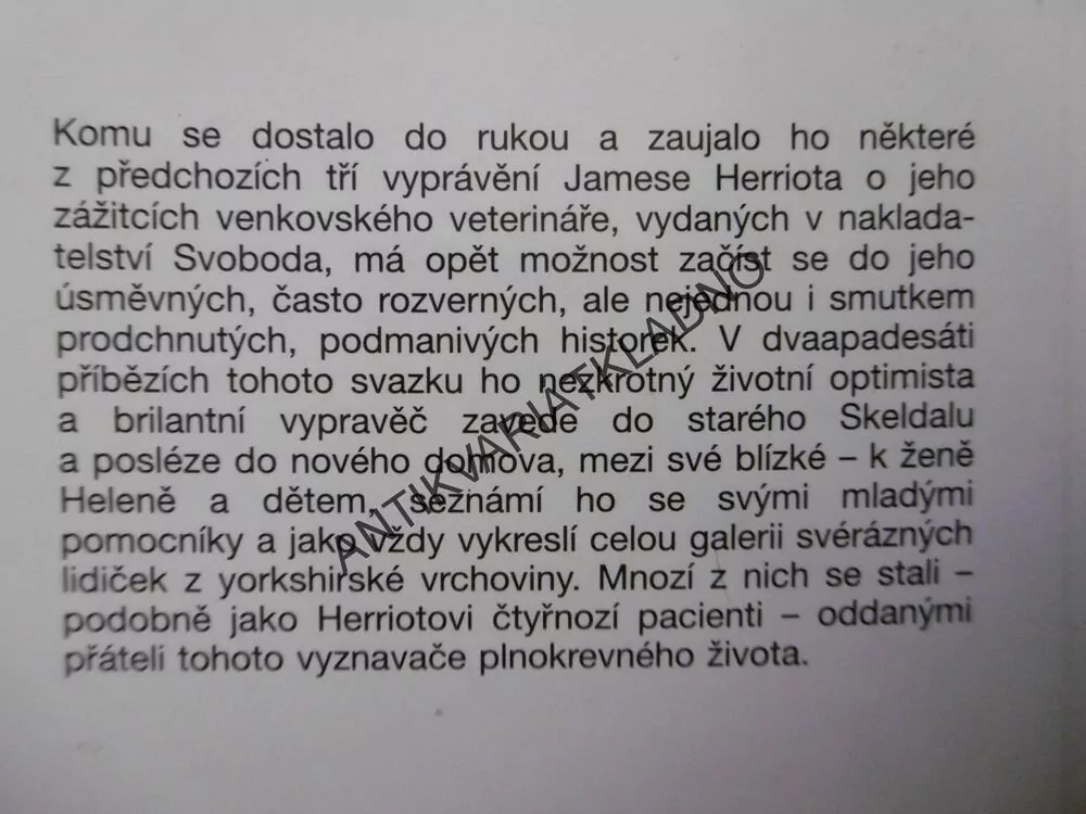 ZVĚROLÉKAŘ A JEHO PŘÁTELÉ, JAMES HERRIOT, **an