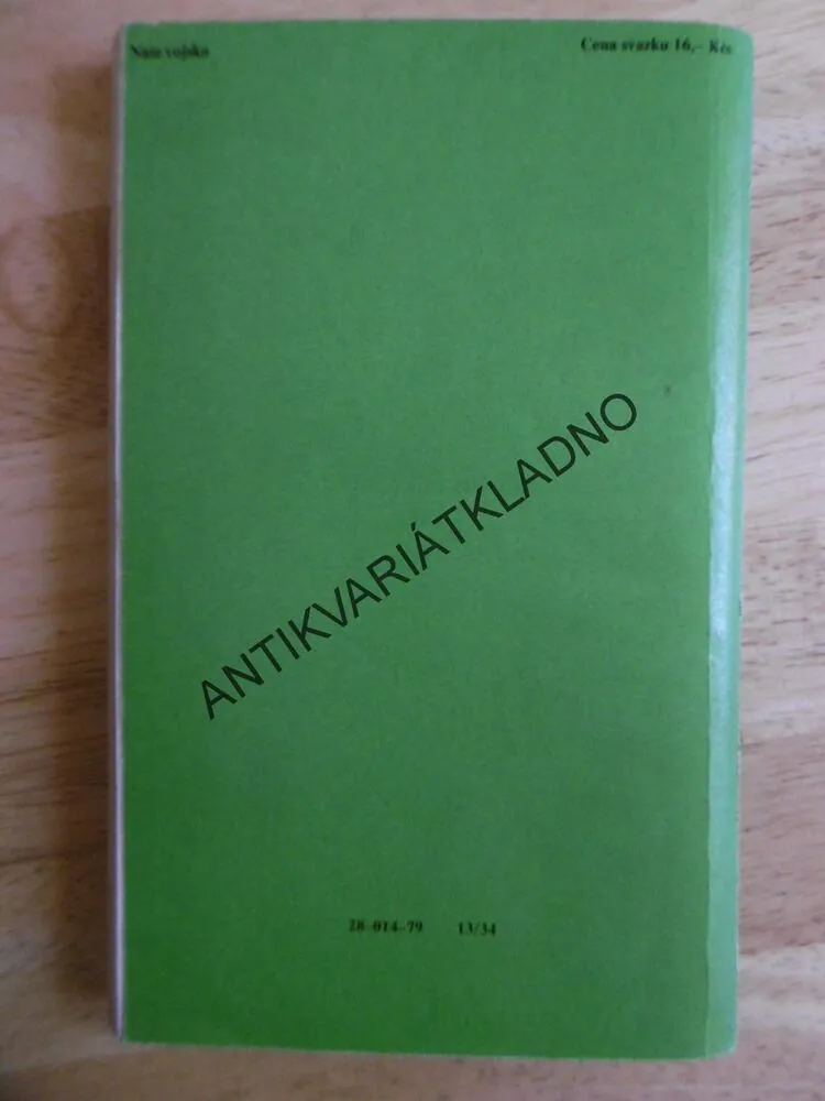 KOČIČÍ OČI, ALAN WINNINGTON, NAPĚTÍ, **an