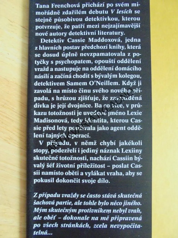 PODOBA, TANA FRENCHOVÁ, **an