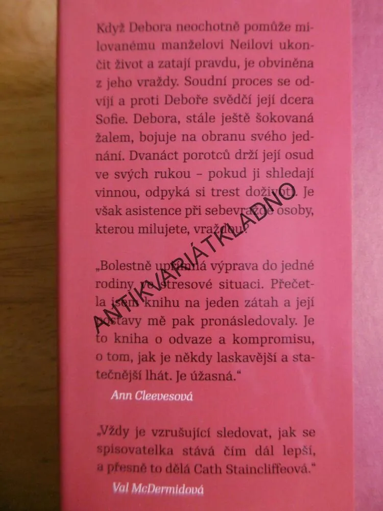 NEJVĚTŠÍ LASKAVOST, CATH STAINCLIFFEOVÁ, **an
