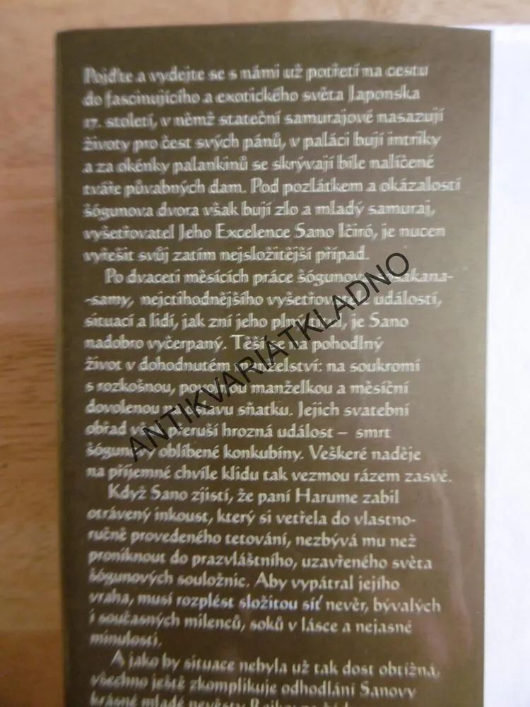 TETOVANÁ KONKUBÍNA, LAURA JOH ROWLANDOVÁ, **an