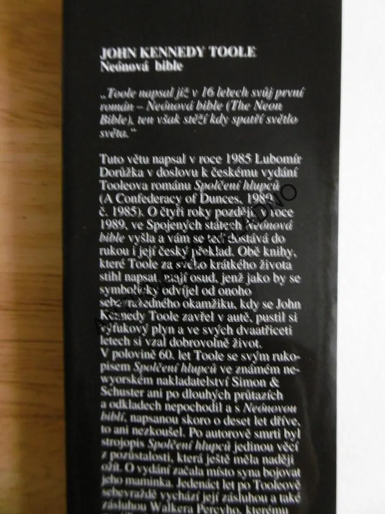 NEÓNOVÁ BIBLE, JOHN KENNEDY TOOLE