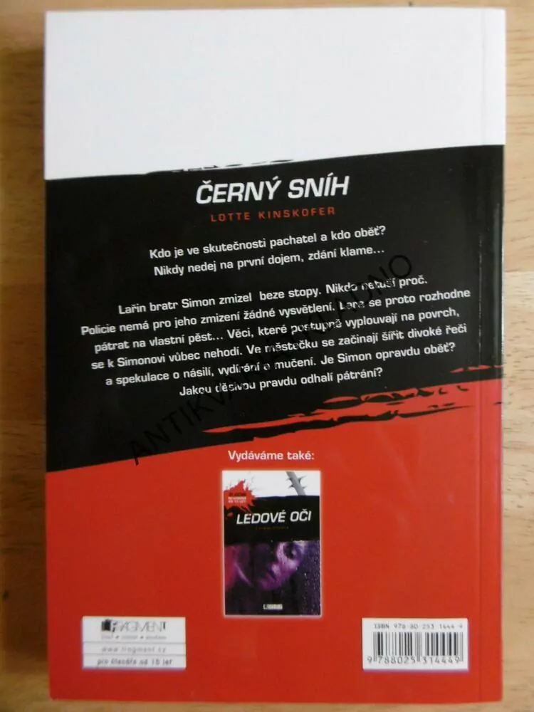 ČERNÝ SNÍH, LOTTE KINSKOFER, **an