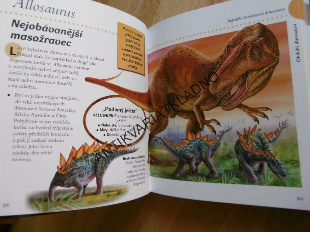 DINOSAUŘI A FASCINUJÍCÍ PRAVĚKÝ SVĚT, 