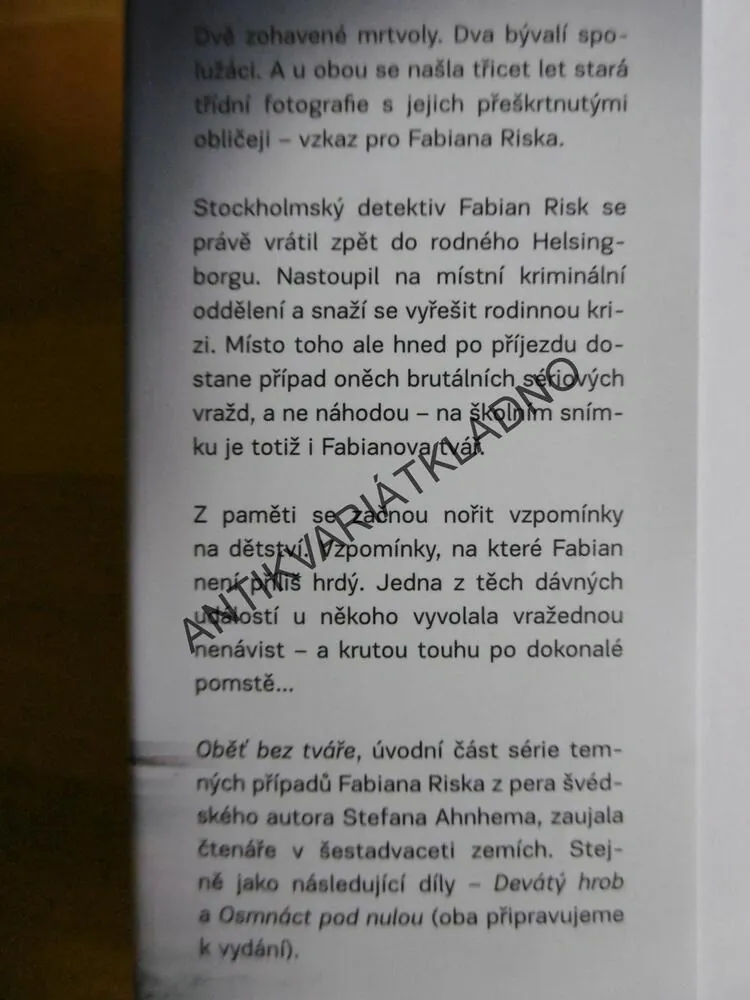 OBĚŤ BEZ TVÁŘE, STEFAN AHNHEM, **an