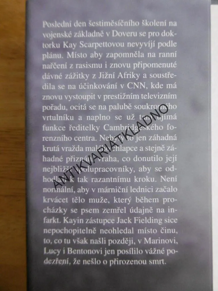 POSMRTNÝ PŘÍSTAV, PATRICIA CORNWELLOVÁ