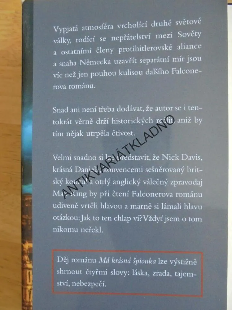 MÁ KRÁSNÁ ŠPIONKA, COLIN FALCONER, **an