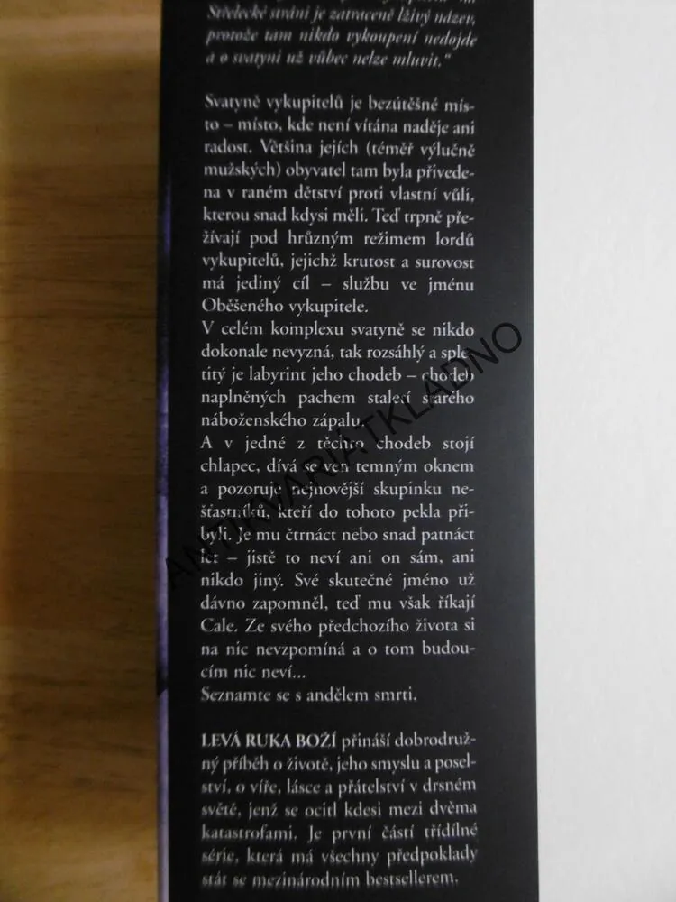 LEVÁ RUKA BOŽÍ, PAUL HOFFMAN, **an