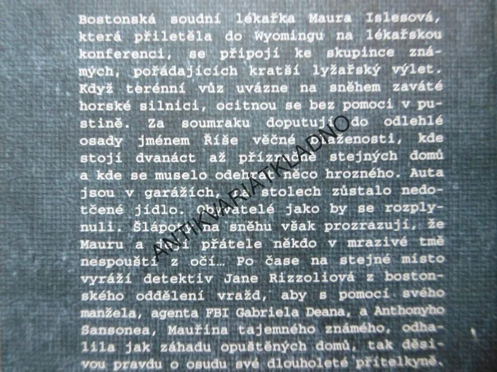 ZÁVĚJE, TESS GERRITSENOVÁ,