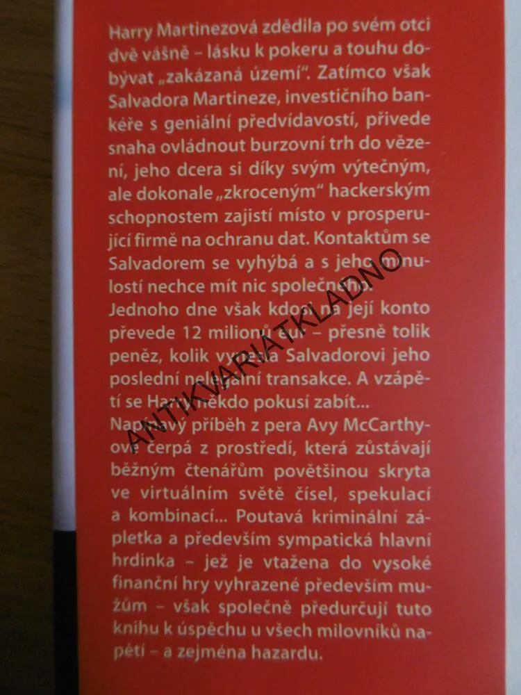 TAJNÉ TRUMFY, AVA MCCARTHYOVÁ, **an