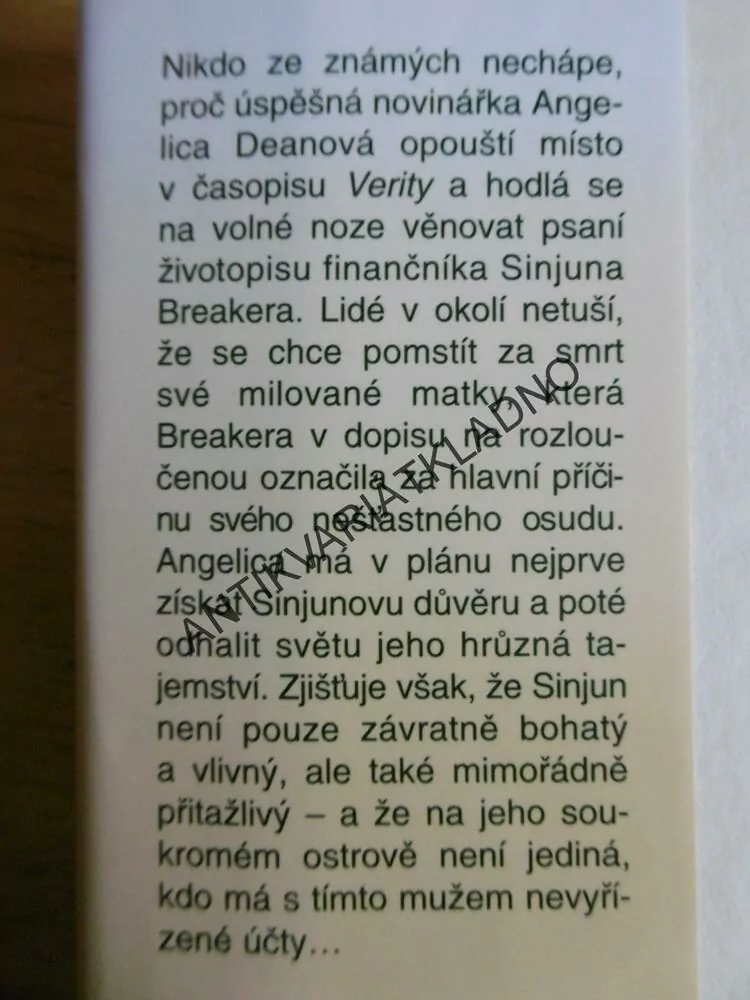 BEZ DECHU, STELLA CAMERONOVÁ, **an