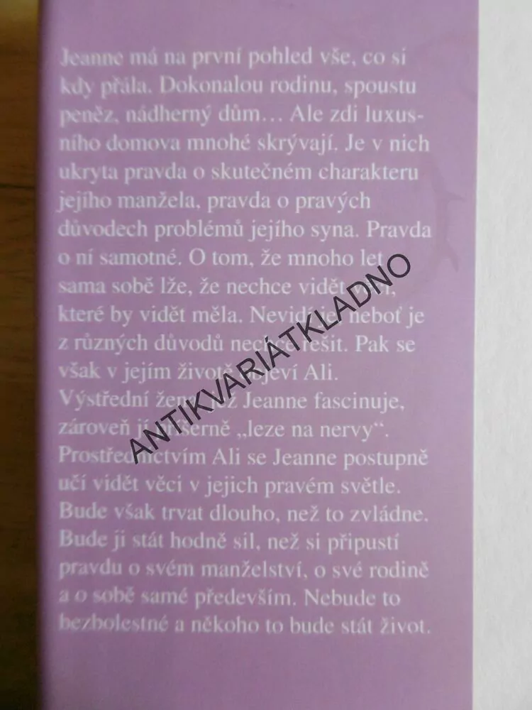 DENÍK LHÁŘKY, PATRY FRANCISOVÁ, **an