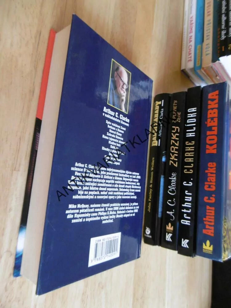 DESÁTÝ STUPEŇ, MIKE MCQUAY, ARTHUR C.CLARKE, **an