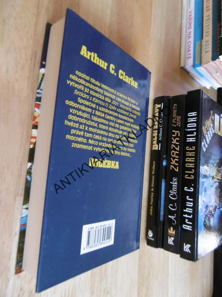 KOLÉBKA, ARTHUR C.CLARKE, **an