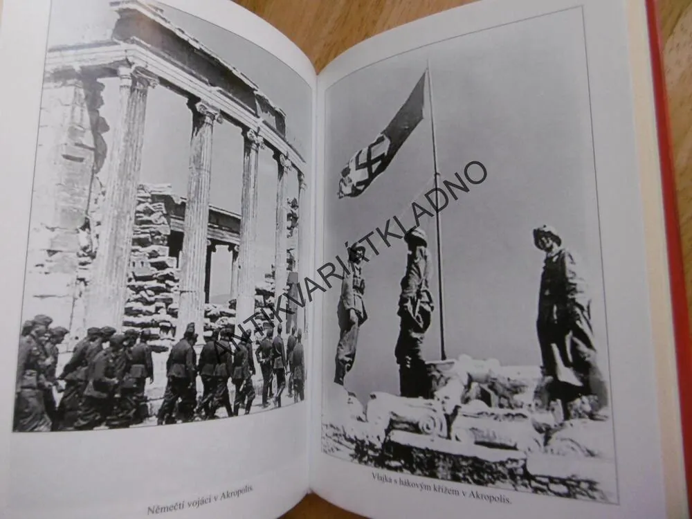 VÁLKA V EVROPĚ, BOJE NA BALKÁNĚ, EDWIN P. HOYT, **an