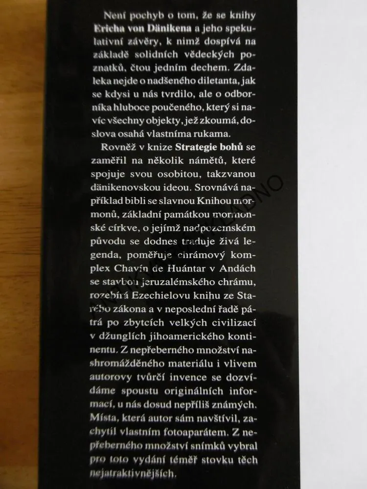 STRATEGIE BOHŮ, ERICH VON DÄNIKEN, **an