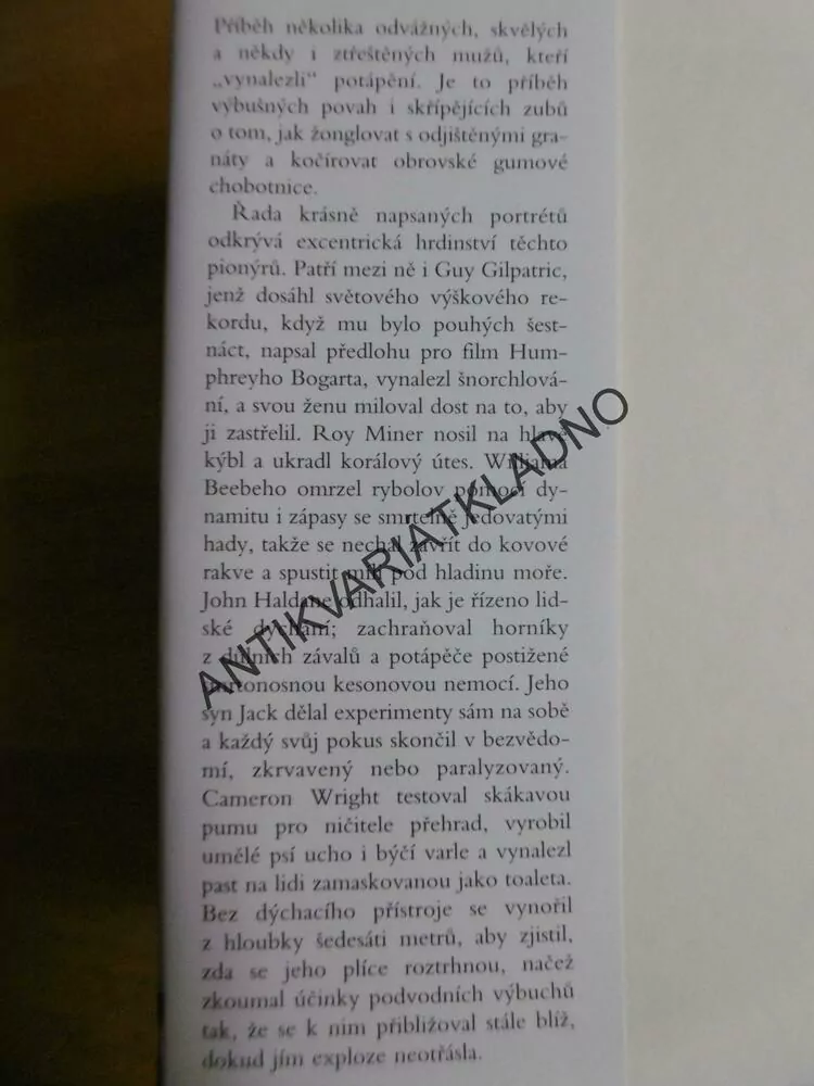 HVĚZDY POD MOŘEM, TREVOR NORTON, VÝJIMEČNÉ ŽIVOTY PRŮKOPNÍKŮ POTÁPĚNÍ