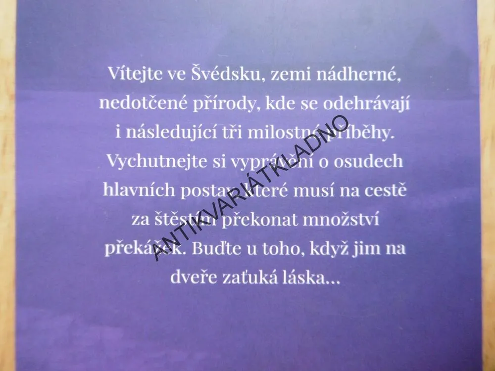 SNĚNÍ ZA SVITU POLÁRNÍ ZÁŘE, INGA LINDSTRÖM, **an