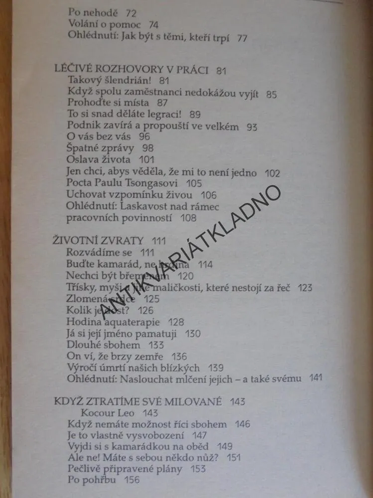 MLČETI ZLATO, CO ŘÍCI, KDYŽ MARNĚ HLEDÁTE VHODNÁ SLOVA