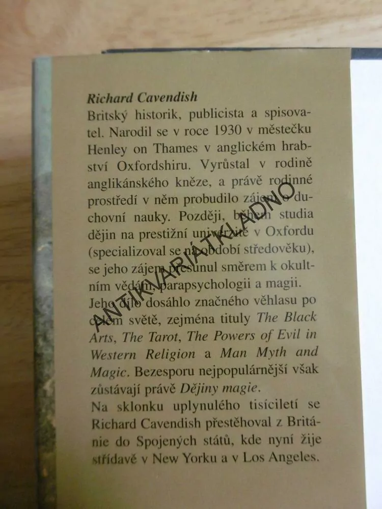 DĚJINY MAGIE, RICHARD CAVENDISH, 