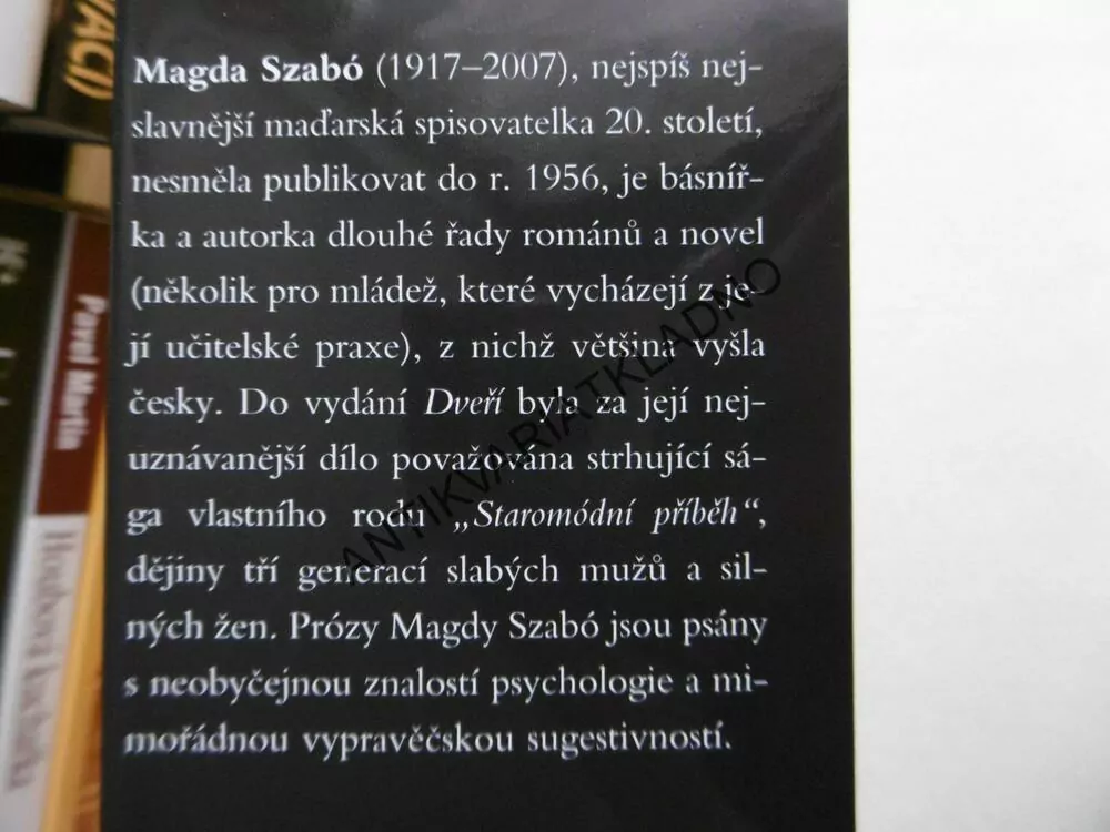 DVEŘE, MAGDA SZABÓ, **an