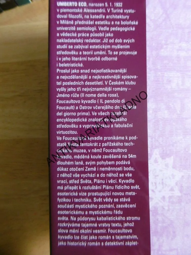 FOUCALTOVO KYVADLO, UMBERTO ECO, **an