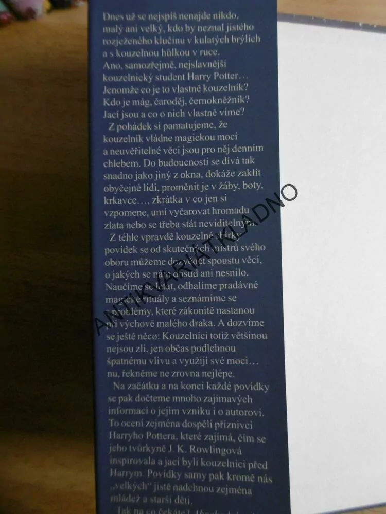 ČARODĚJOVO DOUPĚ, PETER HAINING, **an