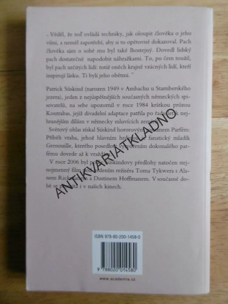 PARFÉM: PŘÍBĚH VRAHA, PATRICK SÜSKIND, **an