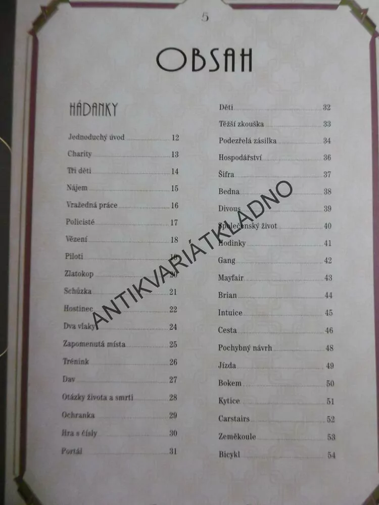 HÁDANKY A HLAVOLAMY HERCULA POIROTA, 
