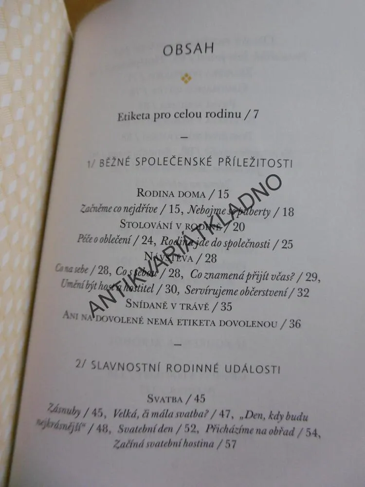 MALÁ KNIHA ETIKETY, PRO CELOU RODINU, LADISLAV ŠPAČEK, **an