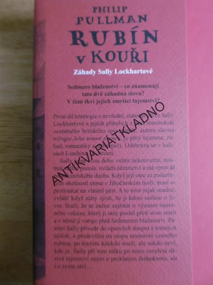 RUBÍN V KOUŘI, PHILIP PULLMAN