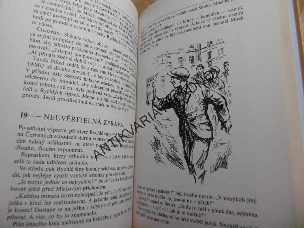 STÍNADLA SE BOUŘÍ, JAROSLAV FOGLAR, RYCHLÉ ŠÍPY, **an