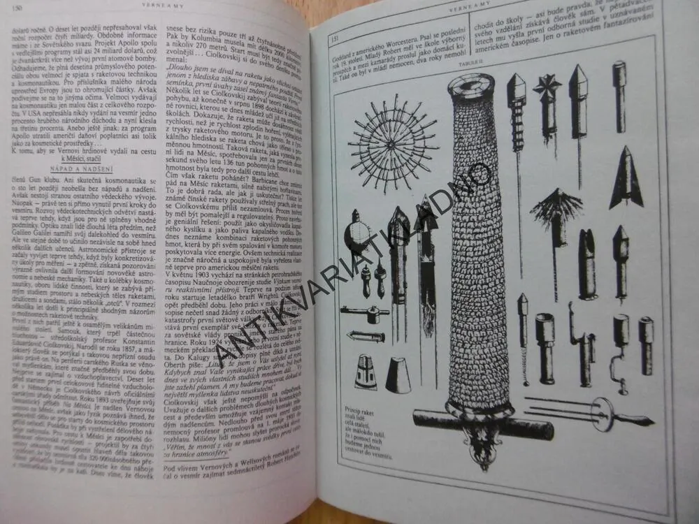 ZE ZEMĚ NA MĚSÍC, JULES VERNE, VLADIMÍR NOVÁK, 1979