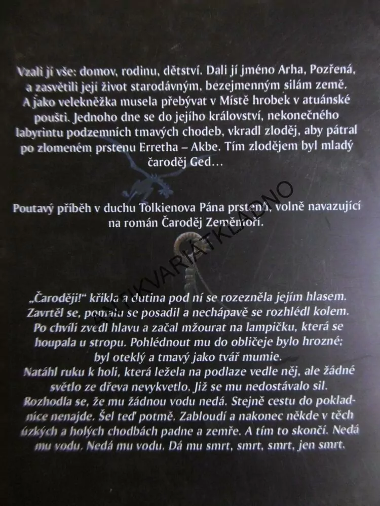 ATUÁNSKÉ HROBKY, URSULA K. LE GUINOVÁ