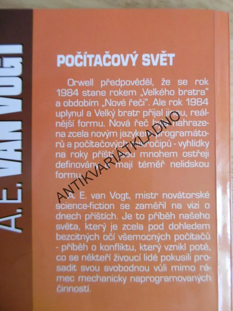 POČÍTAČOVÝ  SVĚT, A.E. VAN VOGT