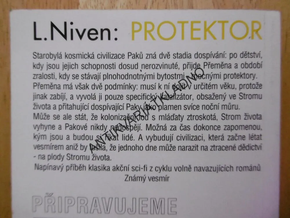 PROTEKTOR, LARRY NIVEN, **an