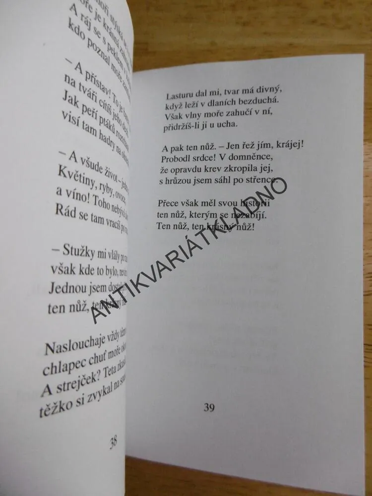 MAMINKA, JAROSLAV SEIFERT, KVĚTY POEZIE