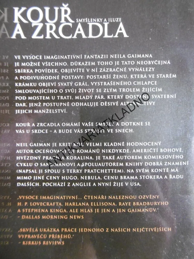 KOUŘ A ZRCADLA, SMYŠLENKY A ILUZE, NEIL GAIMAN