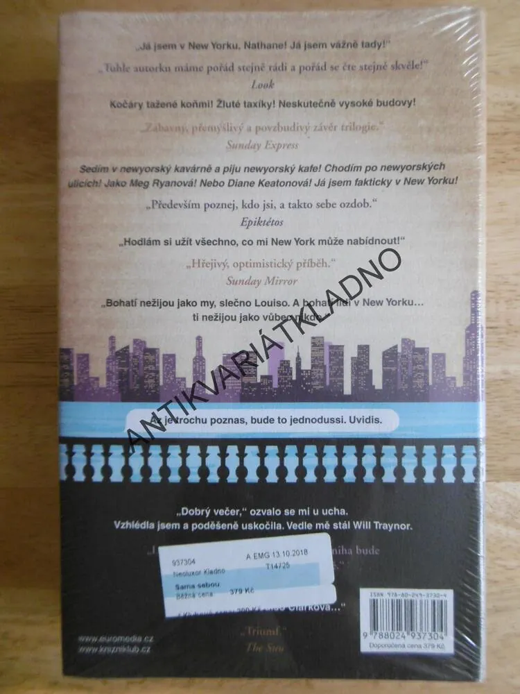SAMA SEBOU, JOJO MOYESOVÁ, BESTSELLER, **an